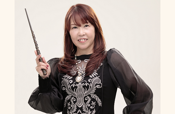 魂統合ナビゲーター・亀井理香 プロフィール